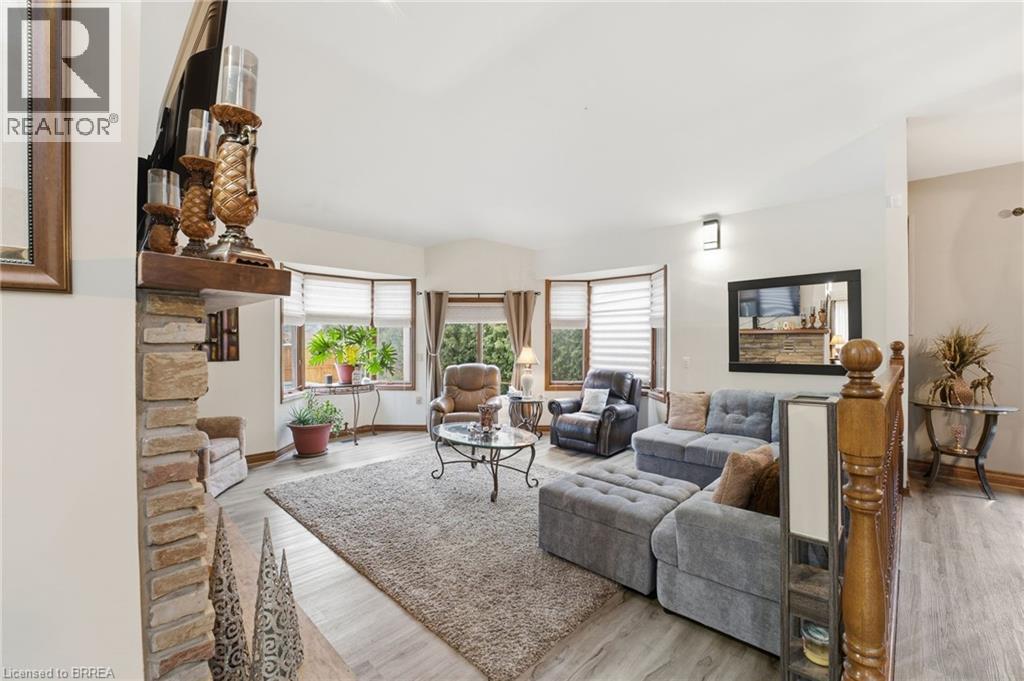 132 Oak Street, Simcoe, Ontario  N3Y 4S3 - Photo 8 - 40805885