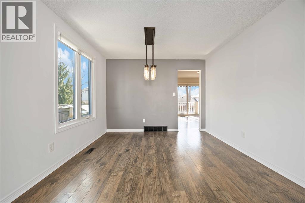 2523 Hamilton Road, Sarnia, Ontario  N0N 1C0 - Photo 5 - 26004709