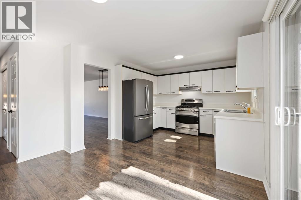 2523 Hamilton Road, Sarnia, Ontario  N0N 1C0 - Photo 8 - 26004709