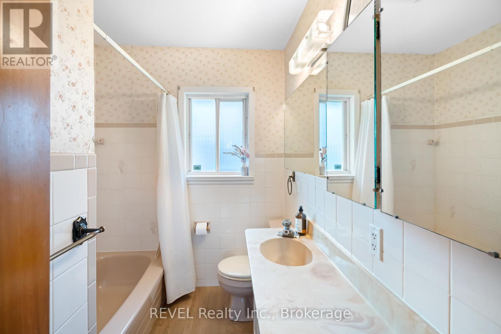 18 Broadmore Avenue, St. Catharines (Carlton/bunting), Ontario  L2M 6A5 - Photo 14 - X12852912