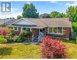 18 BROADMORE AVENUE, St. Catharines, Ontario
