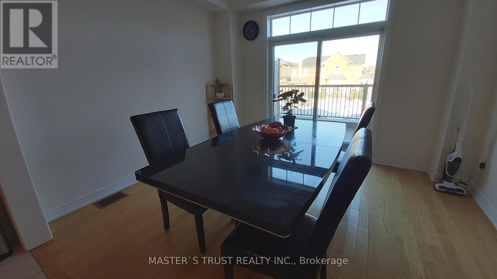 9345 Kennedy Road Road, Markham (Berczy), Ontario  L6C 0W5 - Photo 11 - N12852904