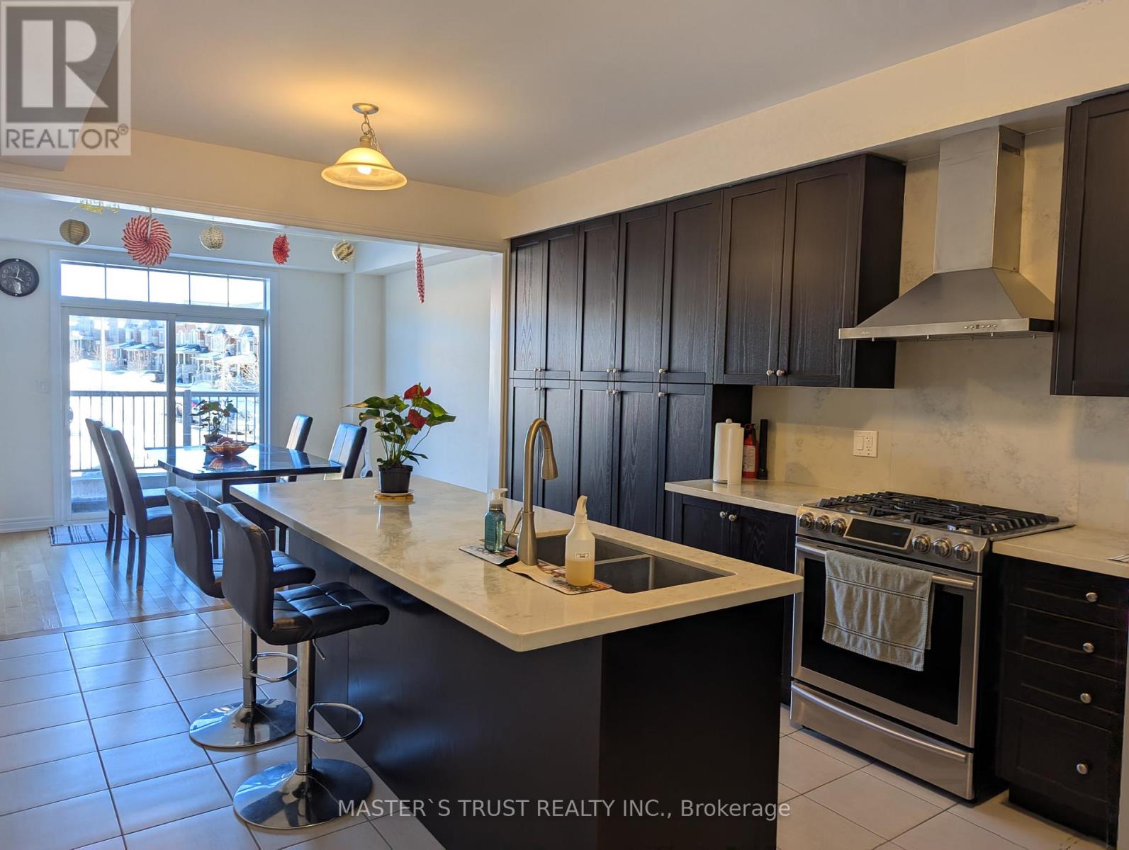 9345 Kennedy Road Road, Markham (Berczy), Ontario  L6C 0W5 - Photo 15 - N12852904