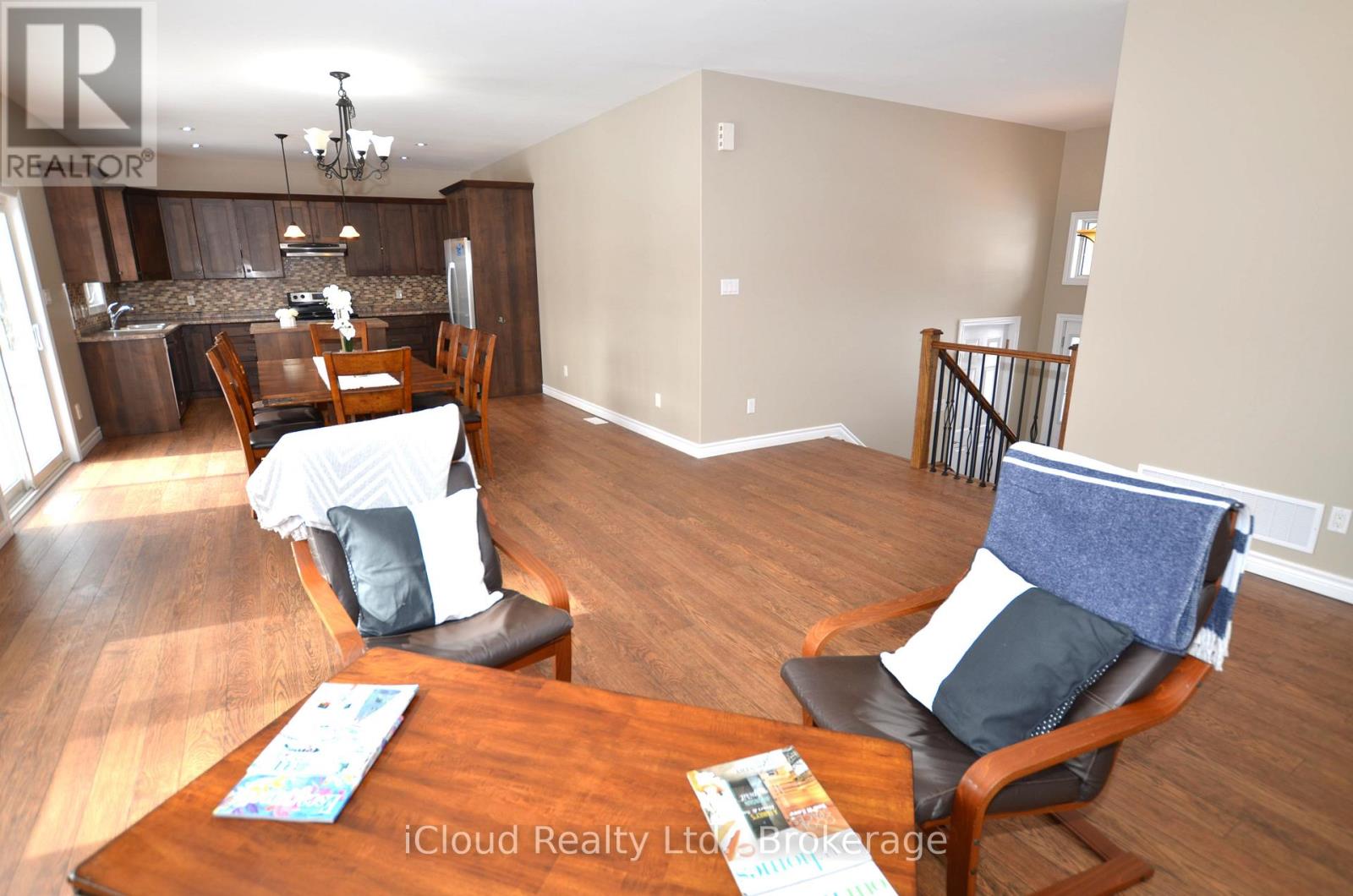 25 Rue Vanier, Tiny, Ontario  L9M 0J2 - Photo 14 - S12852874