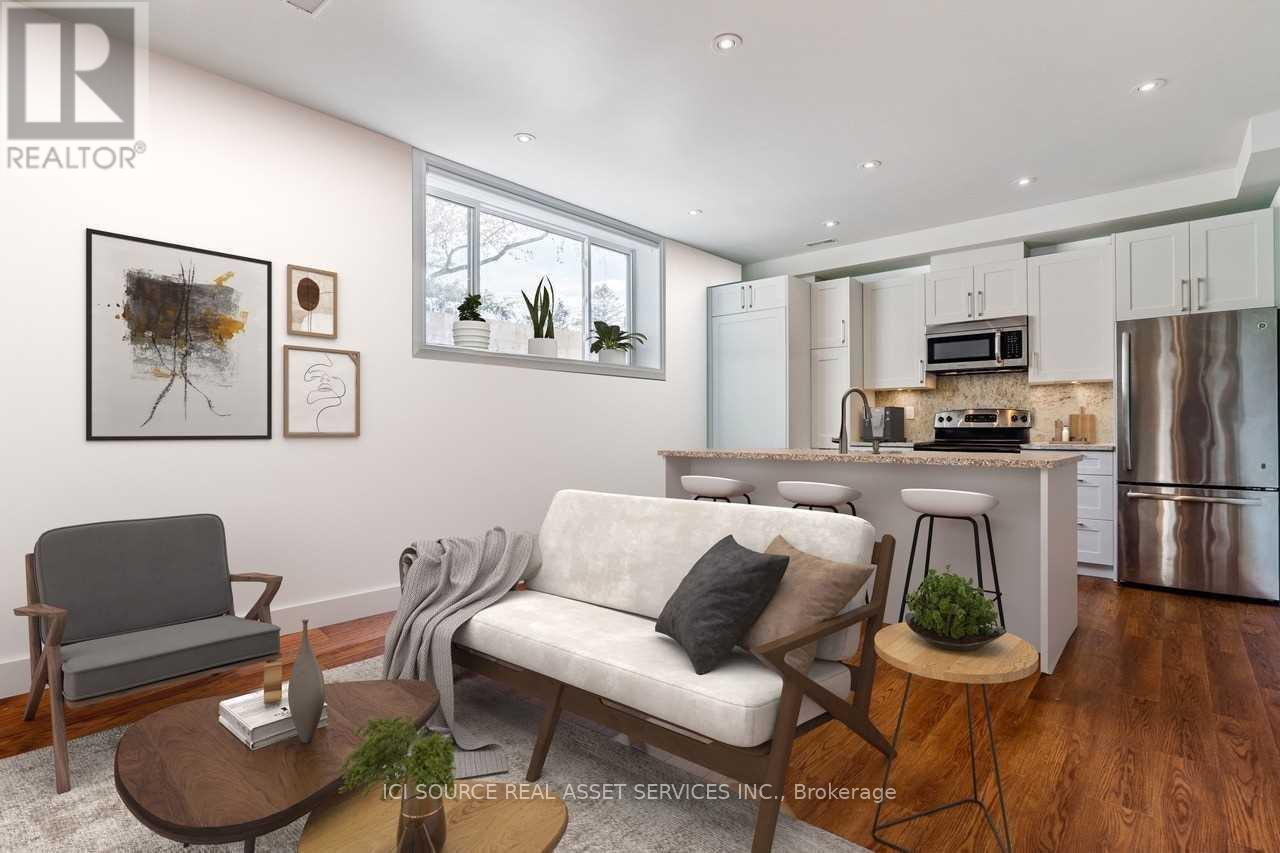 19 Ivy Lea Crescent, Toronto, Ontario  M8Y 2B5 - Photo 3 - W12852872