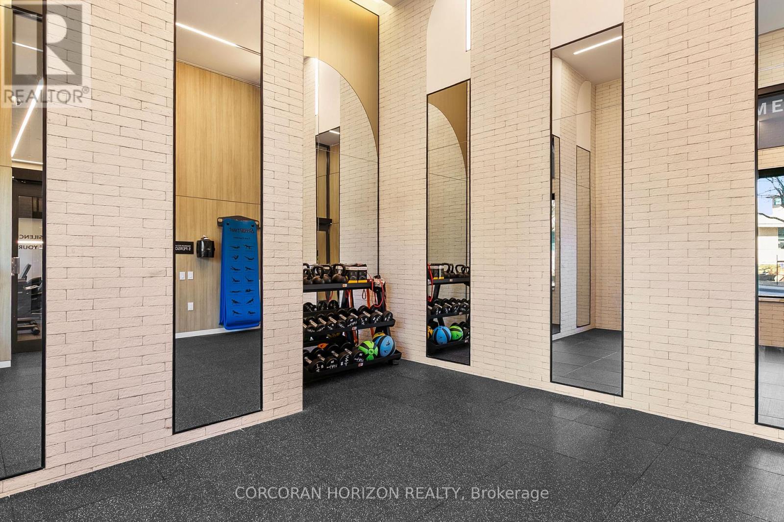 408 - 2088 James Street, Burlington, Ontario  L7R 0H2 - Photo 16 - W12852916