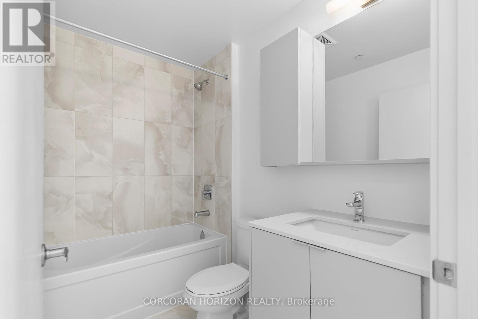 408 - 2088 James Street, Burlington, Ontario  L7R 0H2 - Photo 6 - W12852916