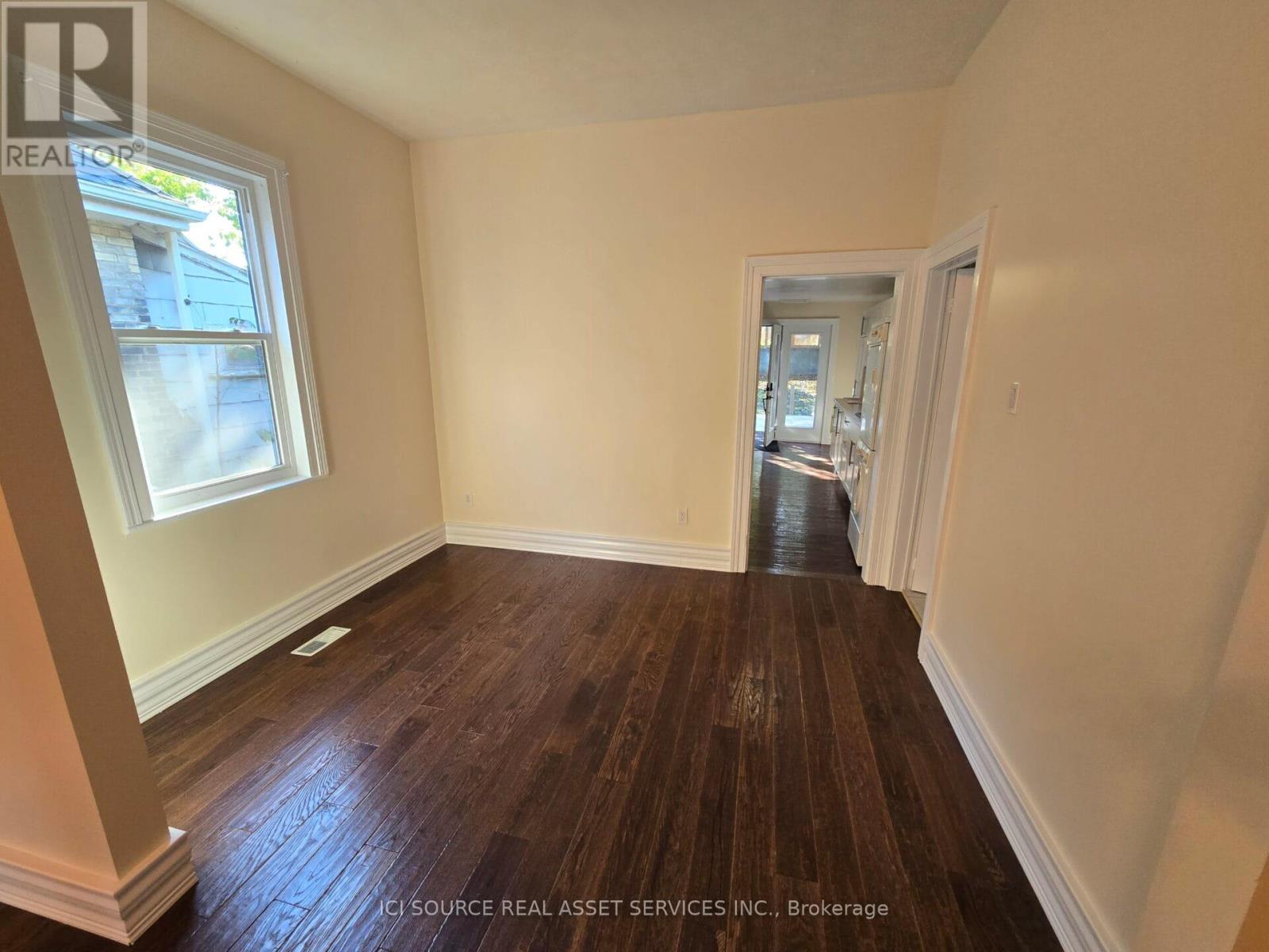 727 Queens Avenue, London East, Ontario  N5W 3H4 - Photo 10 - X12852914