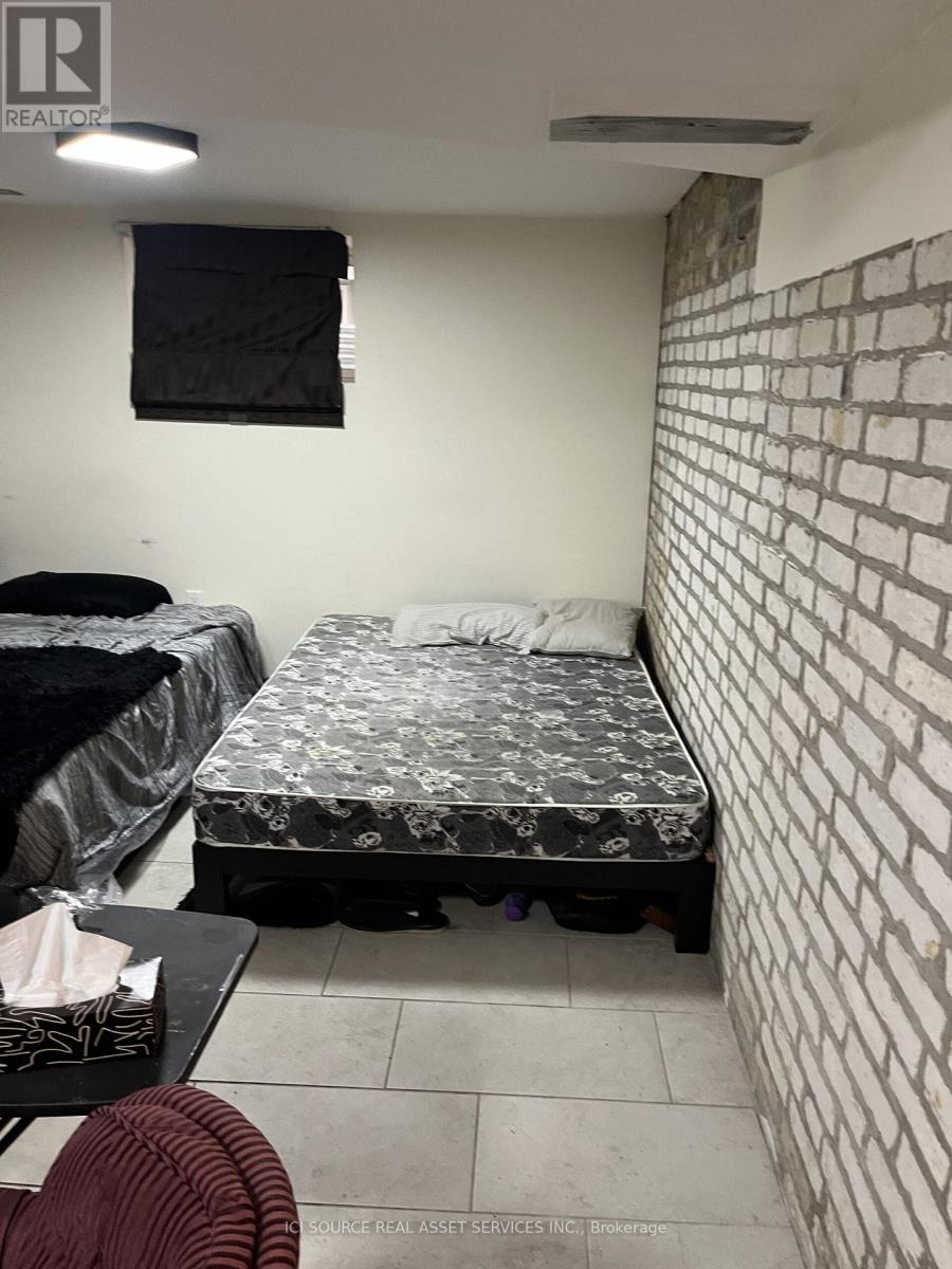 727 Queens Avenue, London East, Ontario  N5W 3H4 - Photo 37 - X12852914