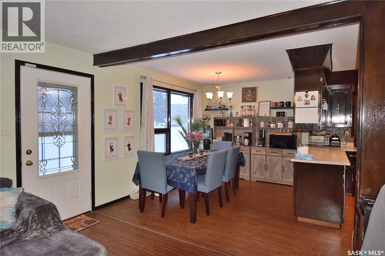 1571 1st Street E, Prince Albert, Saskatchewan  S6V 0E8 - Photo 5 - SK029562