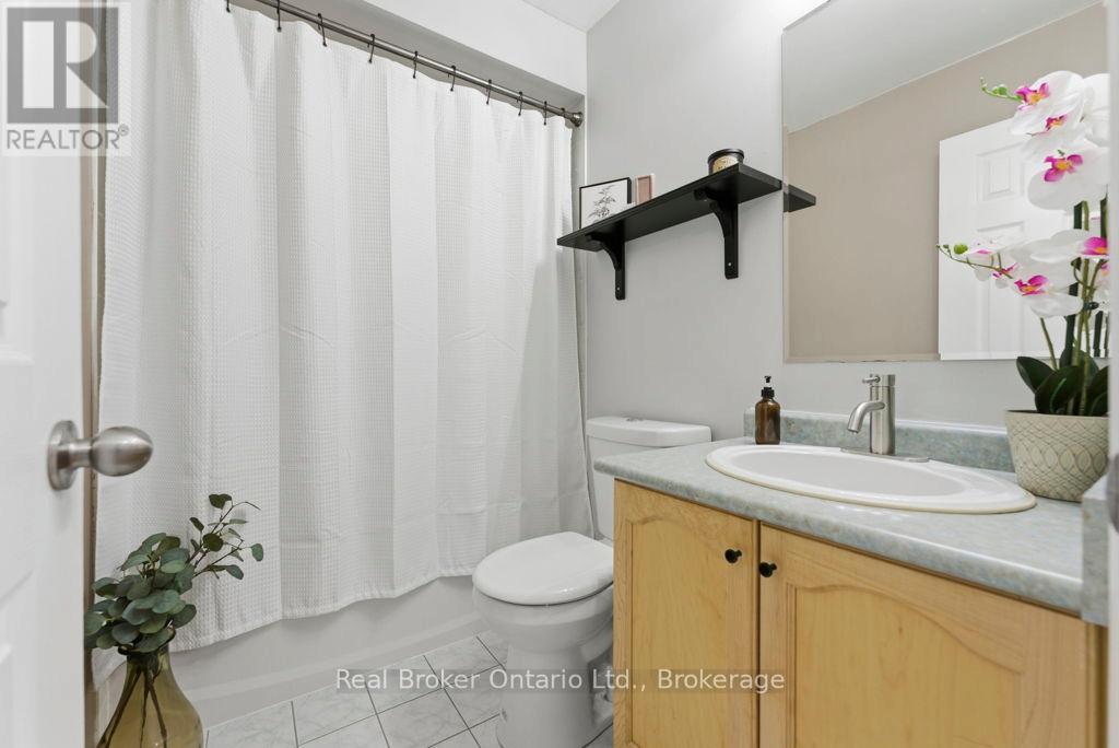 31 Four Winds Drive, Whitby, Ontario  L1N 9R8 - Photo 28 - E12852954