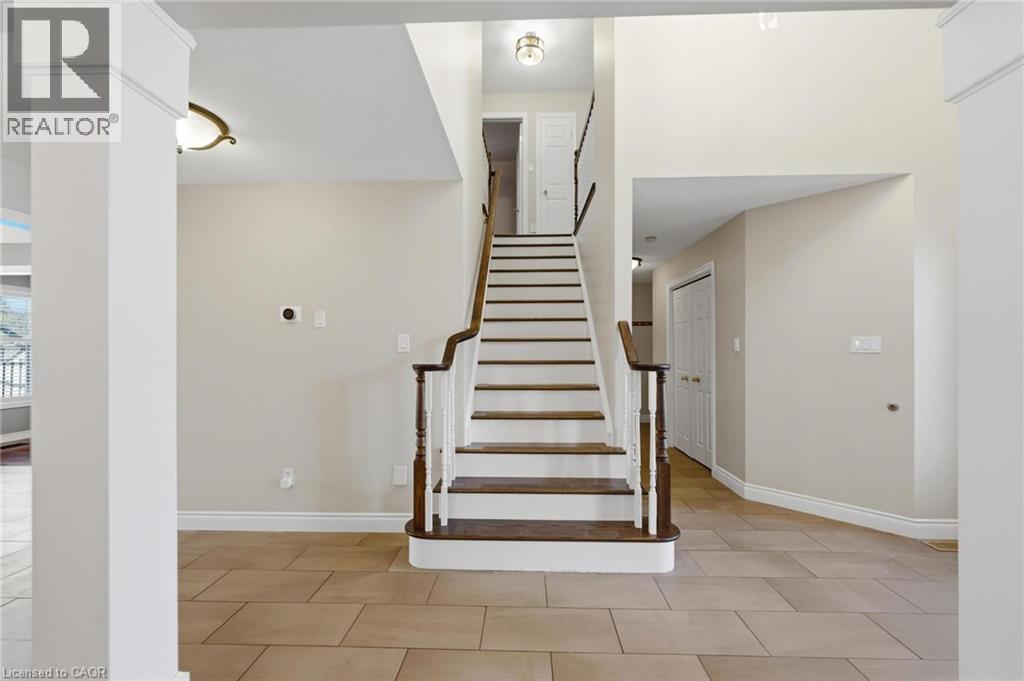 990 Upper Kenilworth Avenue, Hamilton, Ontario  L8W 2L3 - Photo 13 - 40809767