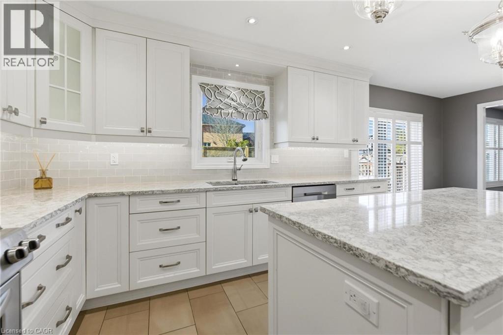 990 Upper Kenilworth Avenue, Hamilton, Ontario  L8W 2L3 - Photo 8 - 40809767