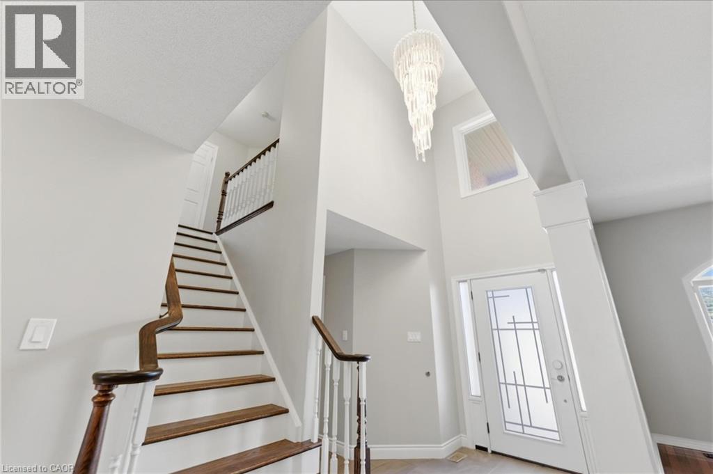 990 Upper Kenilworth Avenue, Hamilton, Ontario  L8W 2L3 - Photo 14 - 40809767