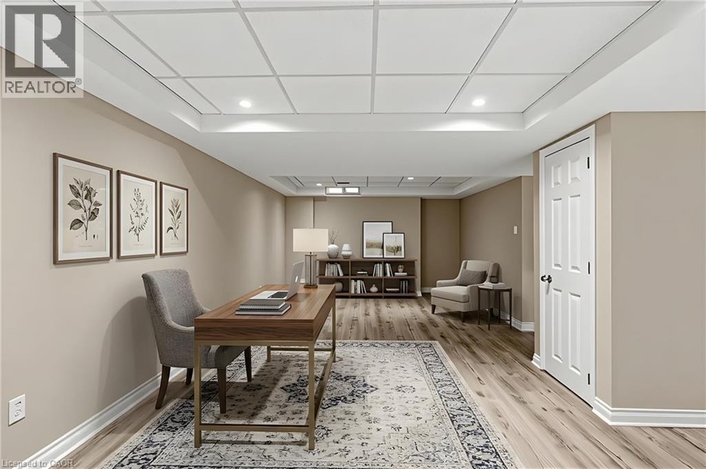 990 Upper Kenilworth Avenue, Hamilton, Ontario  L8W 2L3 - Photo 25 - 40809767