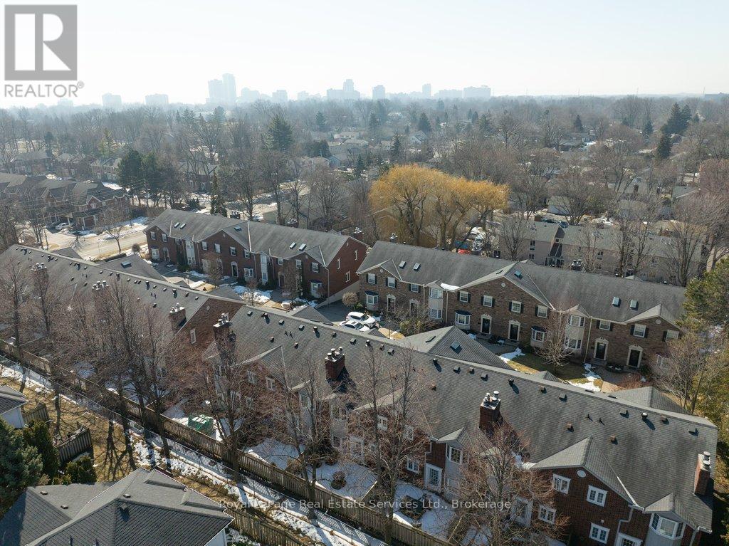 4 - 2407 Woodward Avenue, Burlington, Ontario  L7R 4J2 - Photo 44 - W12851222