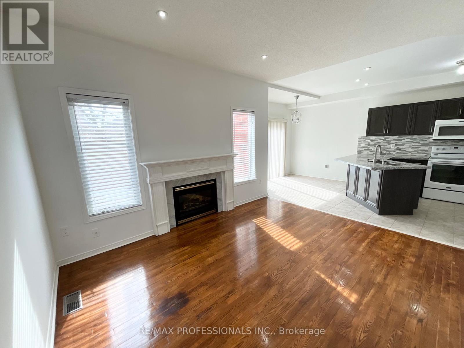 3056 Mcdowell Drive, Mississauga, Ontario  L5M 6J4 - Photo 13 - W12764862