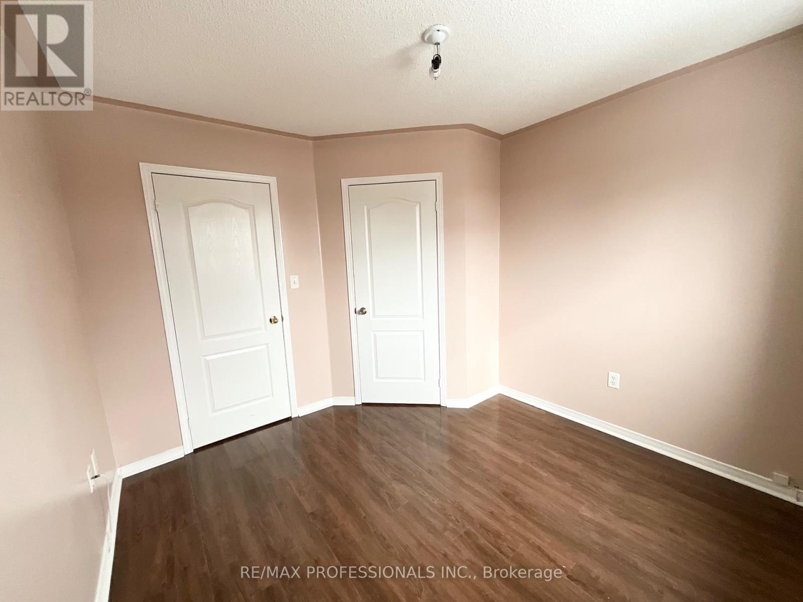 3056 Mcdowell Drive, Mississauga, Ontario  L5M 6J4 - Photo 28 - W12764862