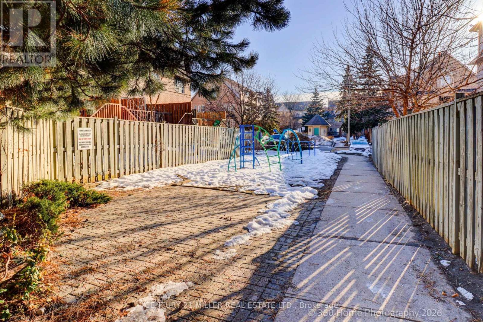 27 - 75 Strathaven Drive E, Mississauga, Ontario  L5R 3W1 - Photo 25 - W12852950