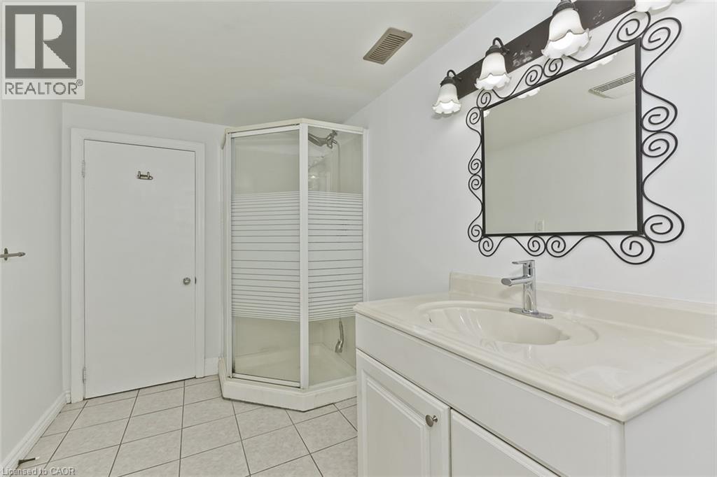 12 Kamla Drive Unit# Lower Unit, St. Catharines, Ontario  L2M 3J8 - Photo 6 - 40809783