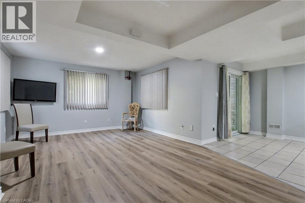 180 Lena Crescent Unit# Bsmnt, Cambridge, Ontario  N1R 8P6 - Photo 11 - 40809426