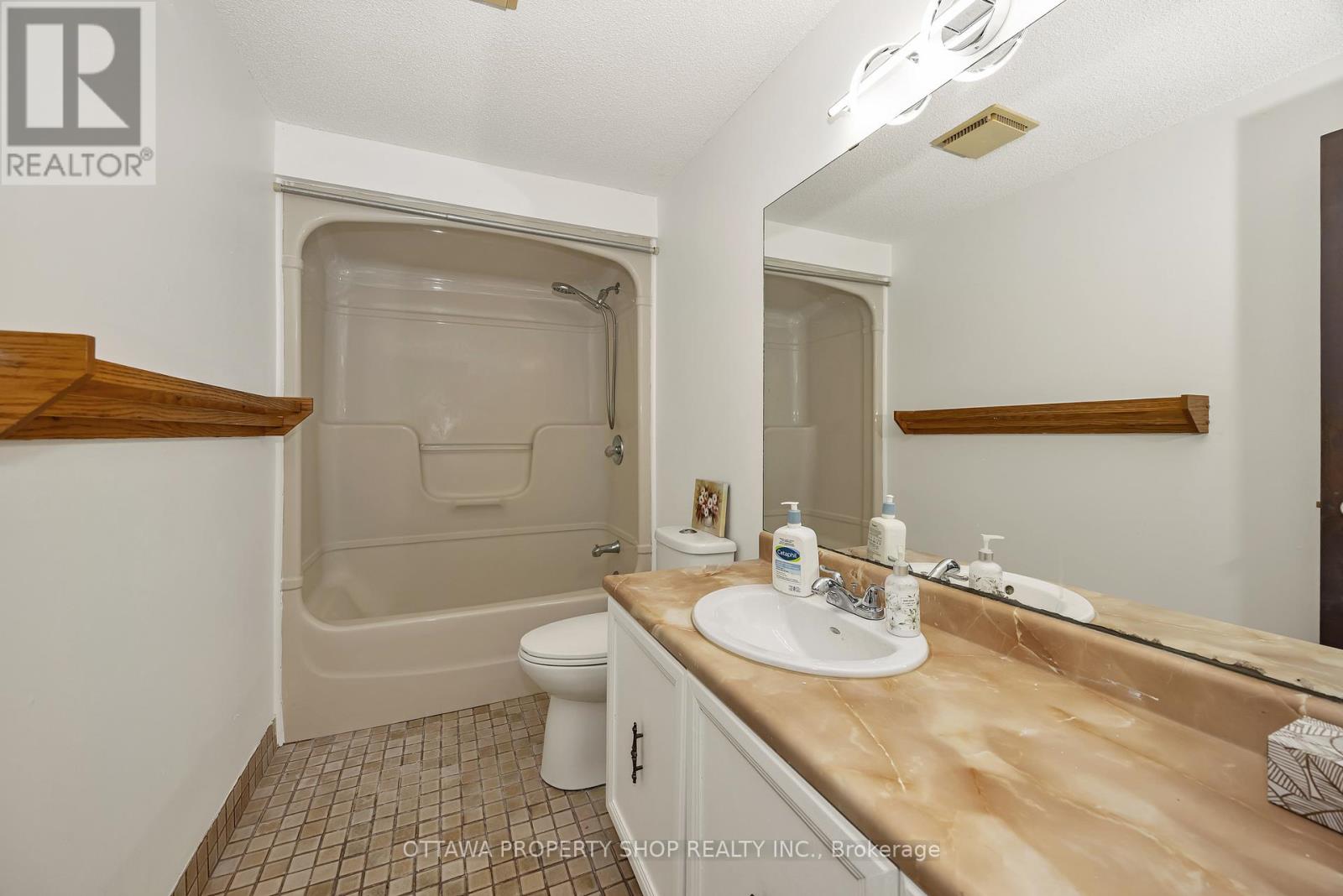 848 Maitland Avenue, Ottawa, Ontario  K2A 2S3 - Photo 39 - X12848842