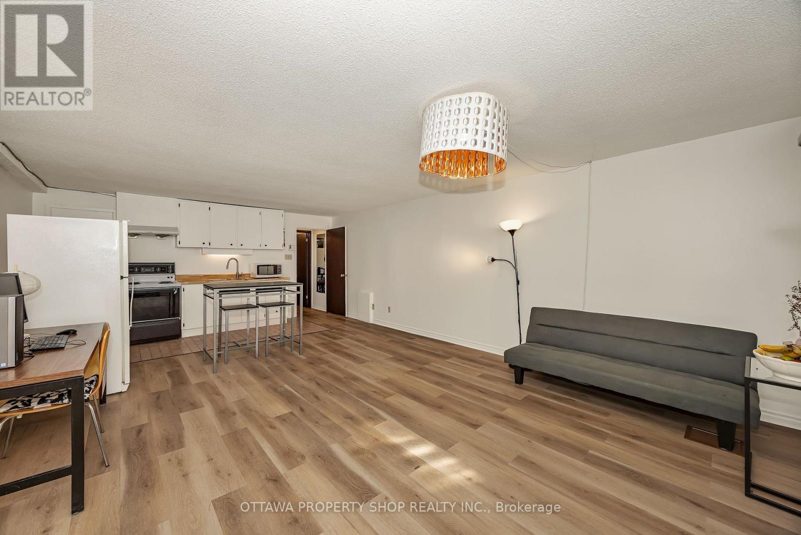 848 Maitland Avenue, Ottawa, Ontario  K2A 2S3 - Photo 37 - X12848842