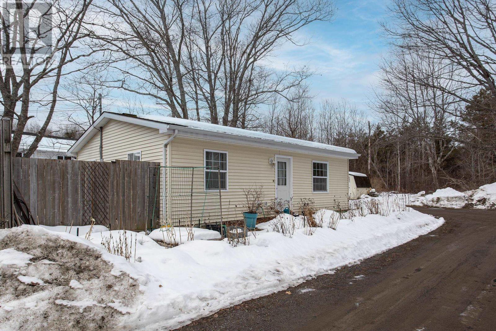 499 Main Street, Middleton, Nova Scotia  B0S 1P0 - Photo 11 - 202603919