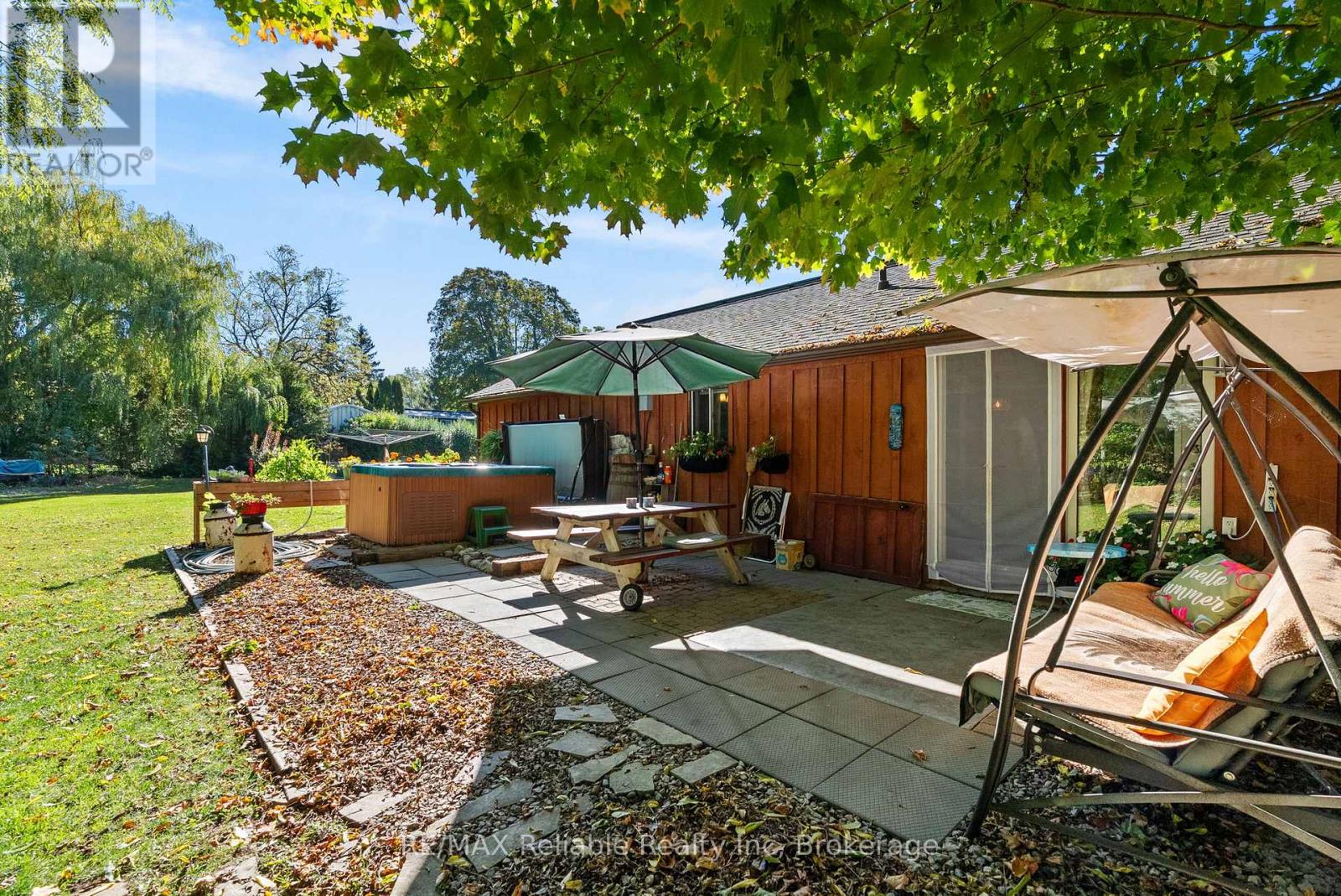 1 Mac Tavesh Street, Bluewater, Ontario  N0M 1G0 - Photo 22 - X12853010