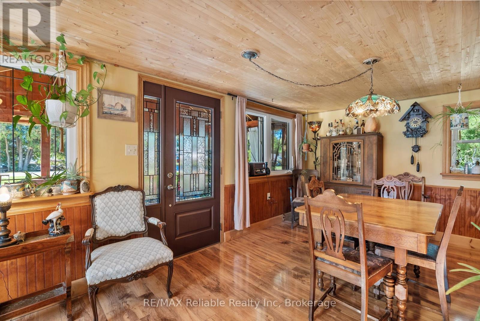 1 Mac Tavesh Street, Bluewater, Ontario  N0M 1G0 - Photo 4 - X12853010