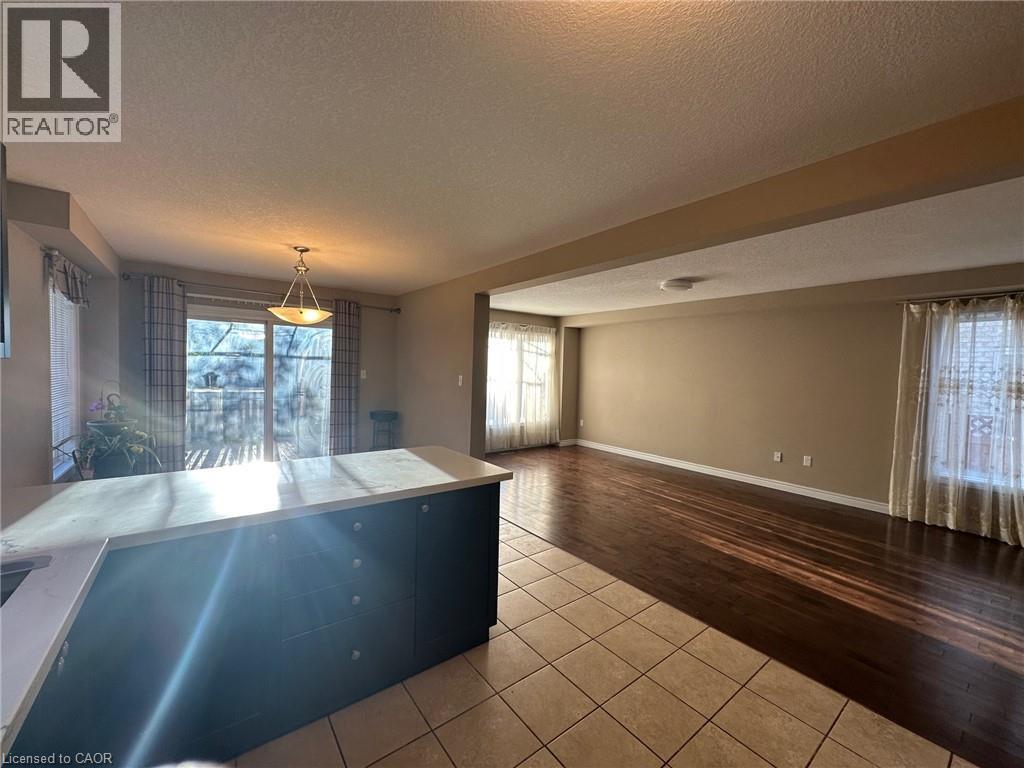 1353 Old Zeller Drive, Kitchener, Ontario  N2A 0C6 - Photo 10 - 40805071