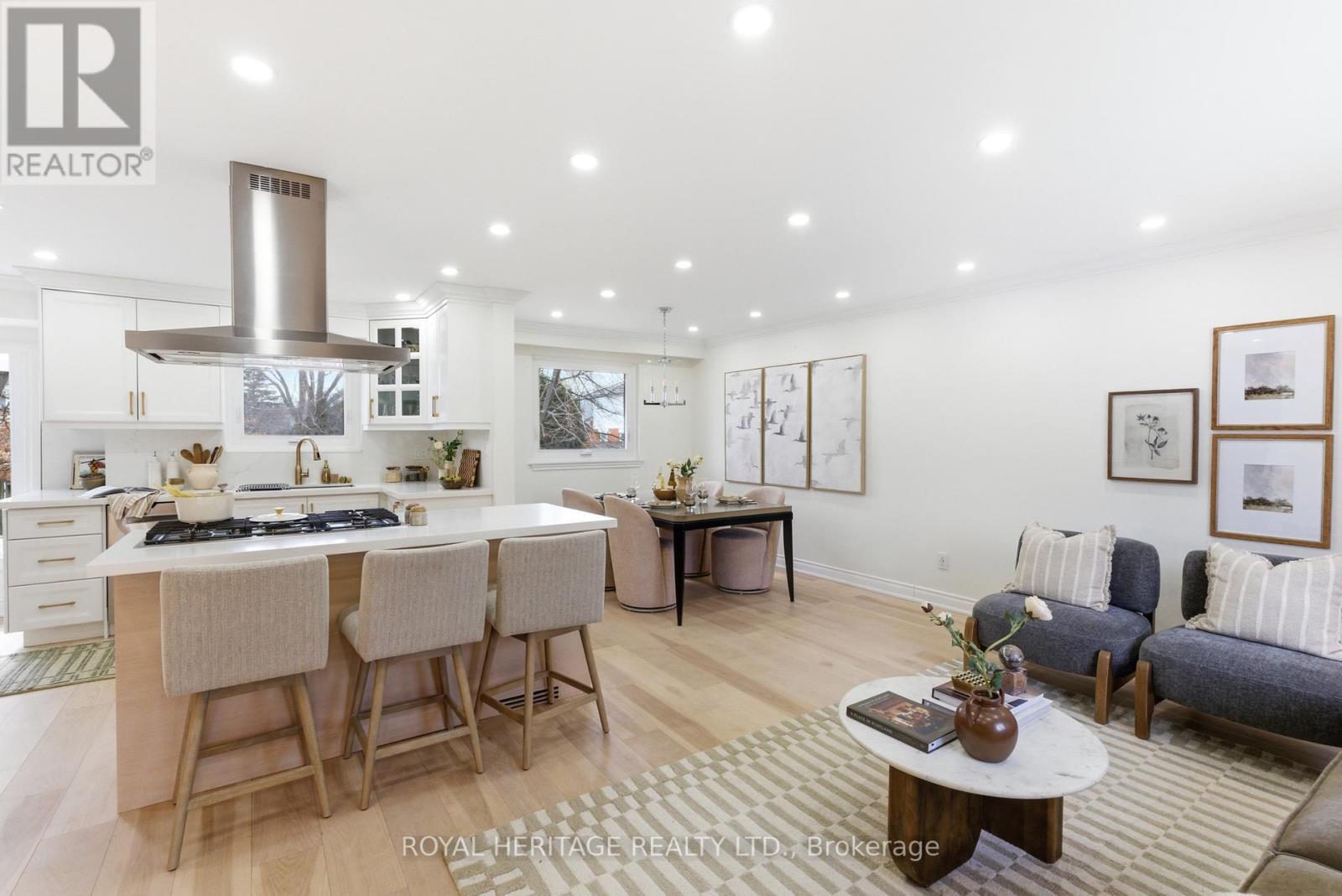 502 Shannon Crescent, Burlington, Ontario  L7L 2R8 - Photo 10 - W12853112