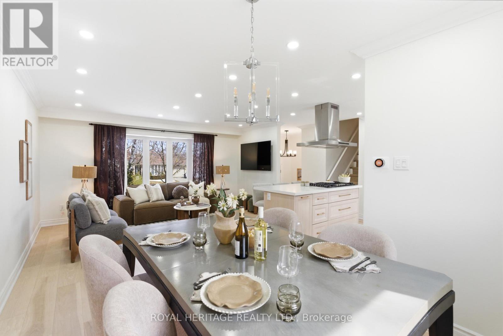 502 Shannon Crescent, Burlington, Ontario  L7L 2R8 - Photo 16 - W12853112