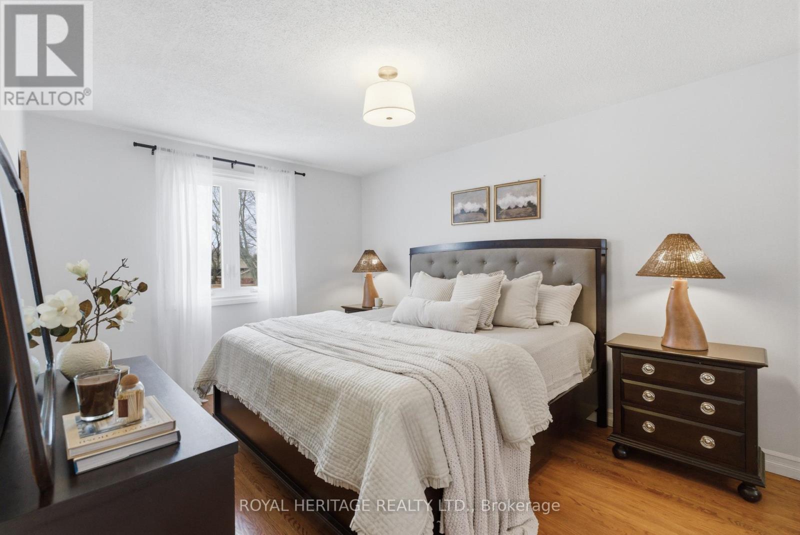 502 Shannon Crescent, Burlington, Ontario  L7L 2R8 - Photo 32 - W12853112