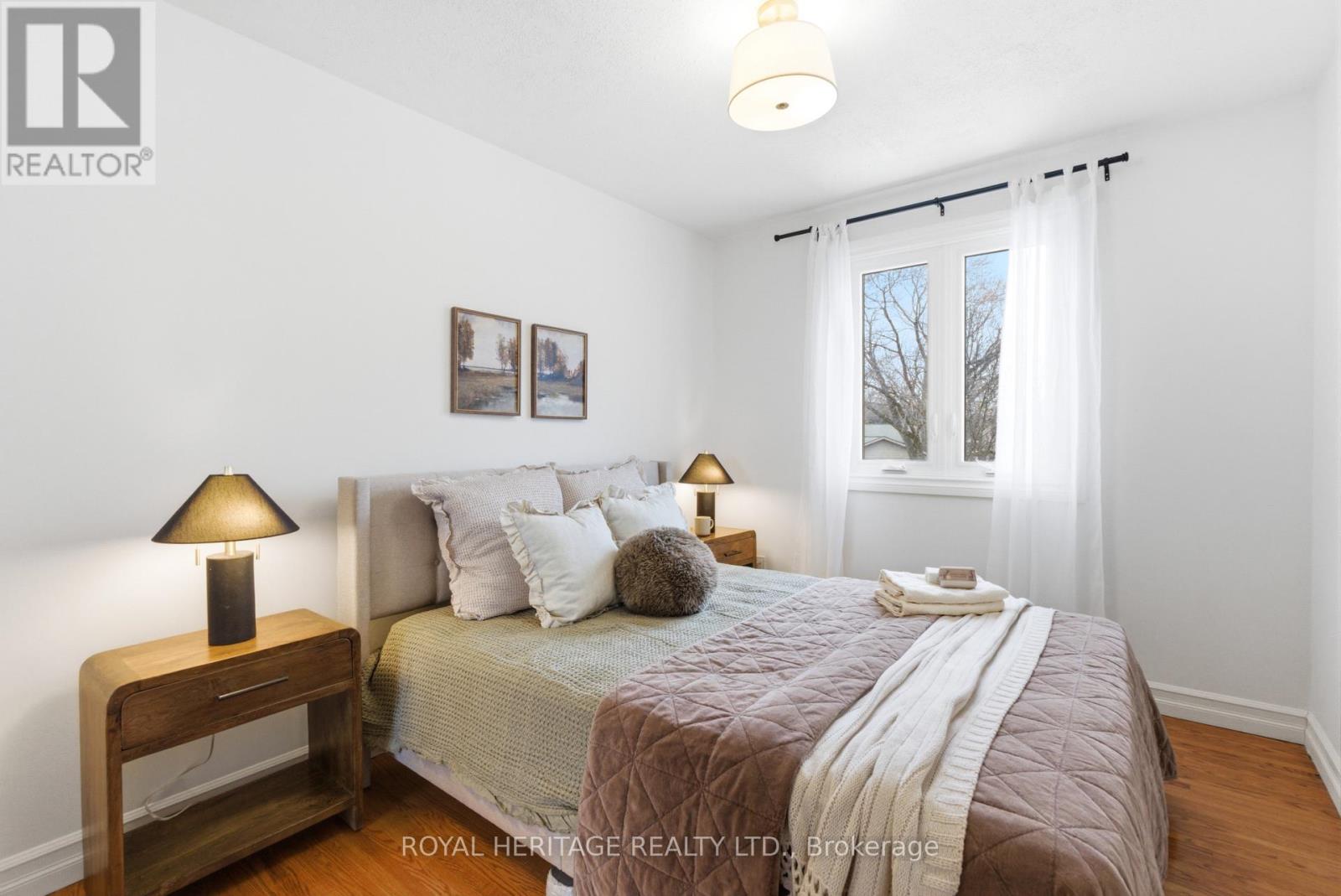 502 Shannon Crescent, Burlington, Ontario  L7L 2R8 - Photo 35 - W12853112