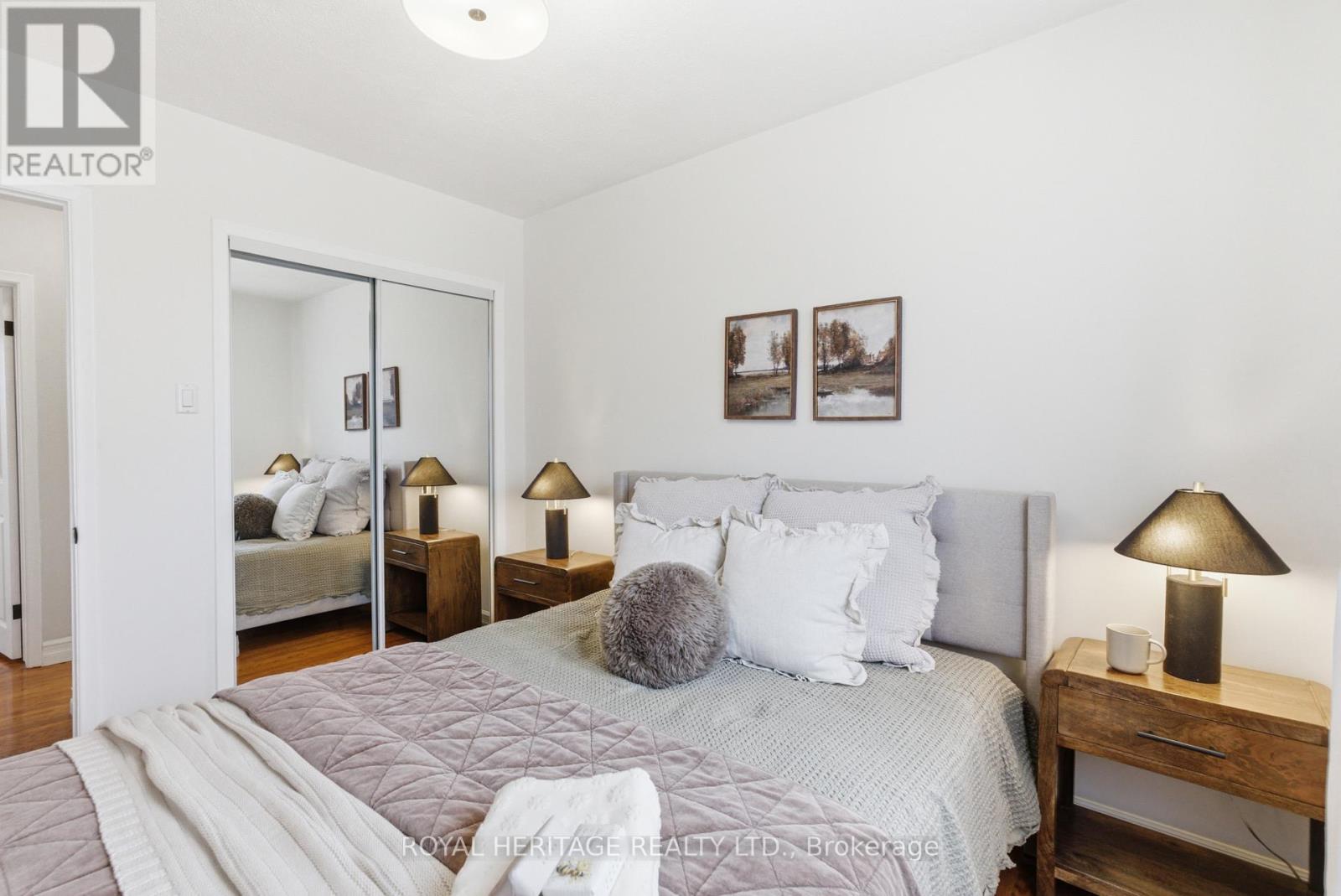 502 Shannon Crescent, Burlington, Ontario  L7L 2R8 - Photo 36 - W12853112