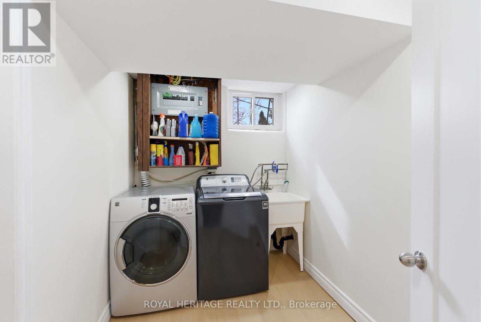 502 Shannon Crescent, Burlington, Ontario  L7L 2R8 - Photo 37 - W12853112