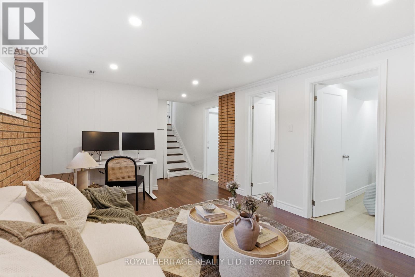 502 Shannon Crescent, Burlington, Ontario  L7L 2R8 - Photo 39 - W12853112