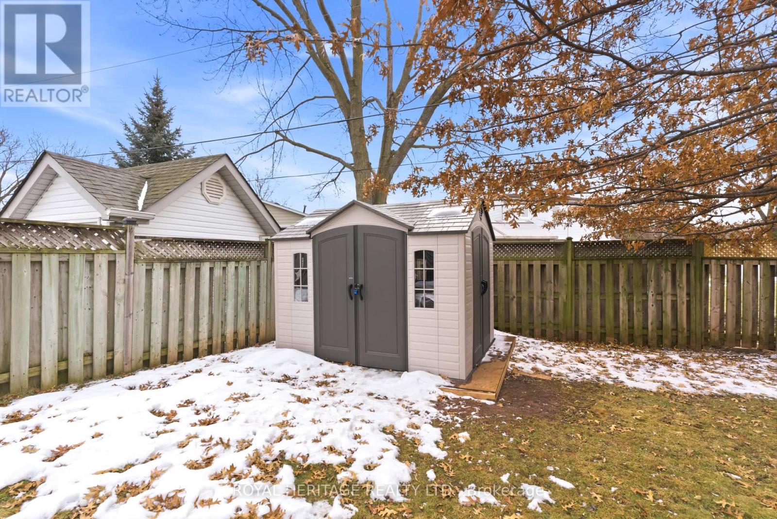 502 Shannon Crescent, Burlington, Ontario  L7L 2R8 - Photo 49 - W12853112