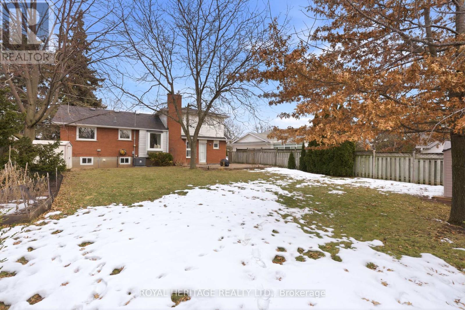 502 Shannon Crescent, Burlington, Ontario  L7L 2R8 - Photo 50 - W12853112