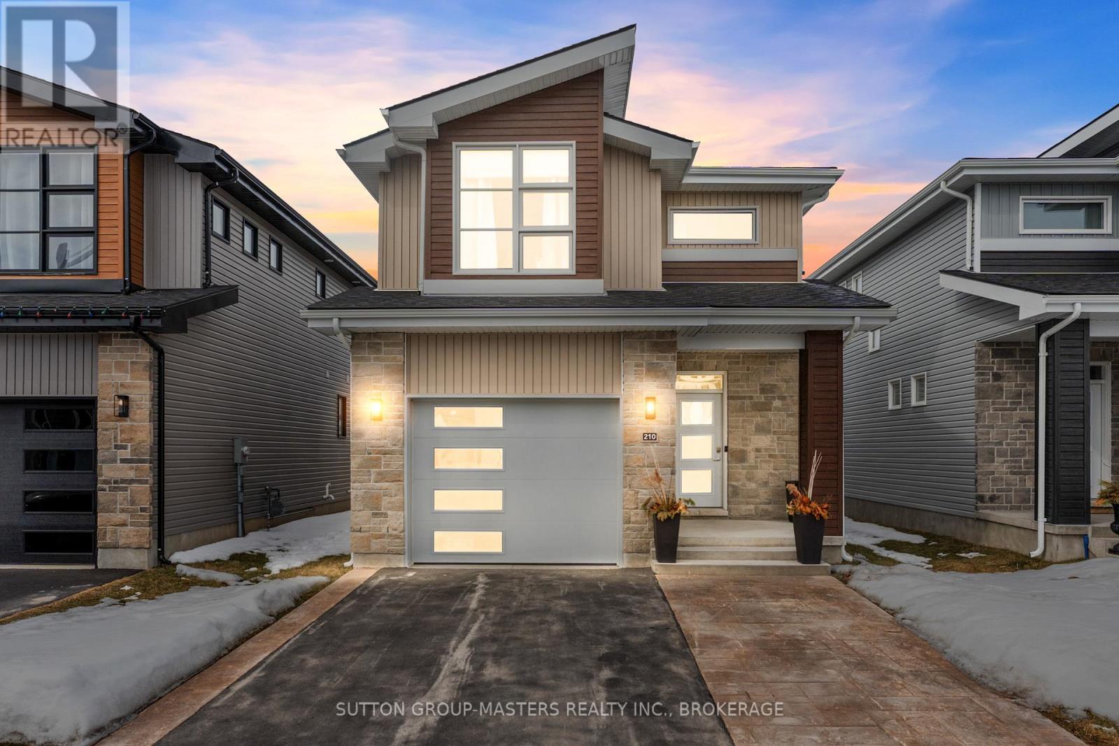 210 Superior Drive, Loyalist (Amherstview), Ontario  K7N 0G1 - Photo 1 - X12853110