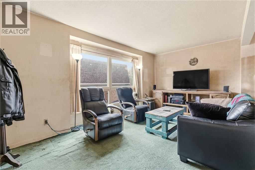 125 Bonaventure Drive Unit# 37, Hamilton, Ontario  L9C 5Y5 - Photo 7 - 40805912