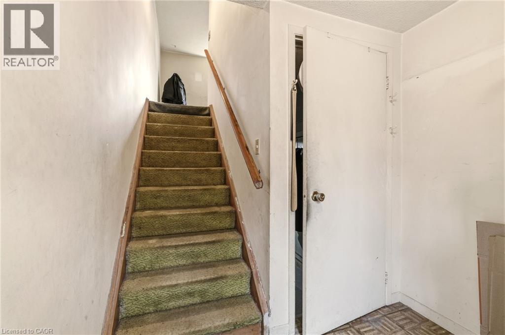 125 Bonaventure Drive Unit# 37, Hamilton, Ontario  L9C 5Y5 - Photo 4 - 40805912