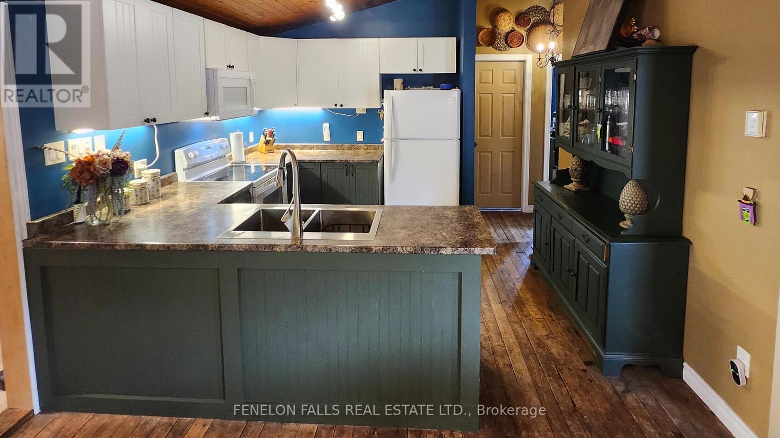 117 Echo Bay Road, Kawartha Lakes (Bobcaygeon), Ontario  K0M 1A0 - Photo 7 - X12852986