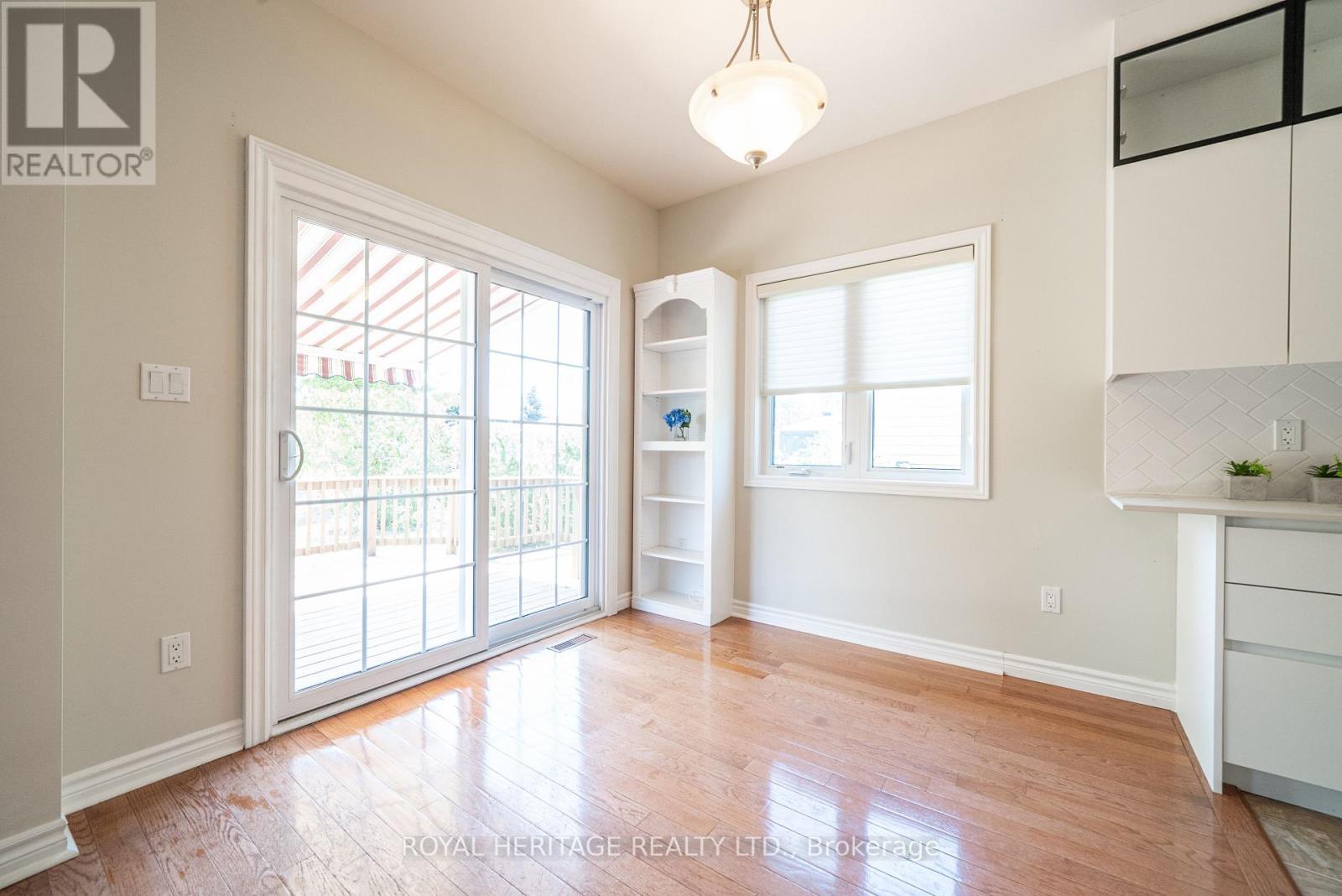 58 Elmdale Drive, Prince Edward County (Wellington Ward), Ontario  K0K 3L0 - Photo 11 - X12853032