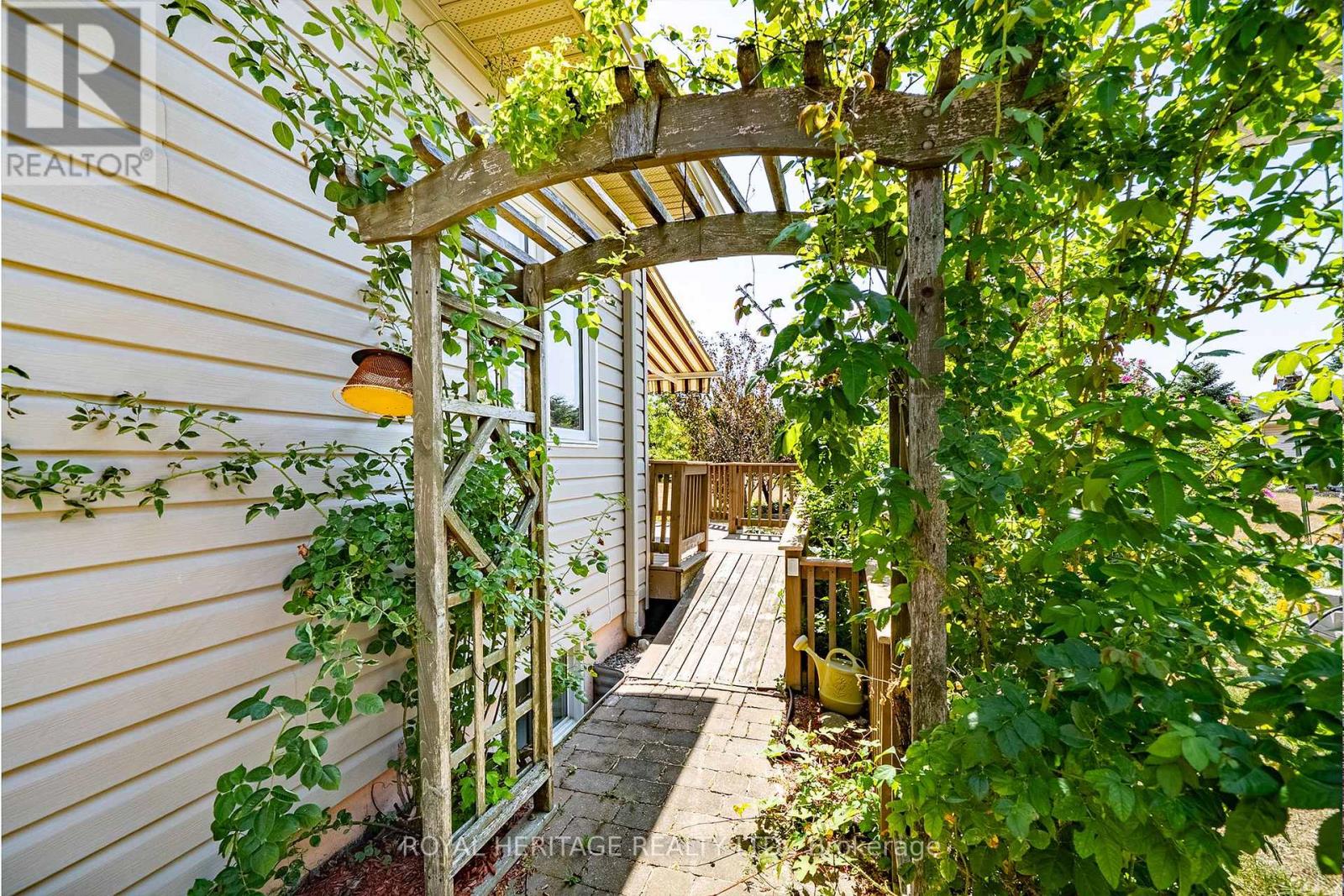 58 Elmdale Drive, Prince Edward County (Wellington Ward), Ontario  K0K 3L0 - Photo 34 - X12853032