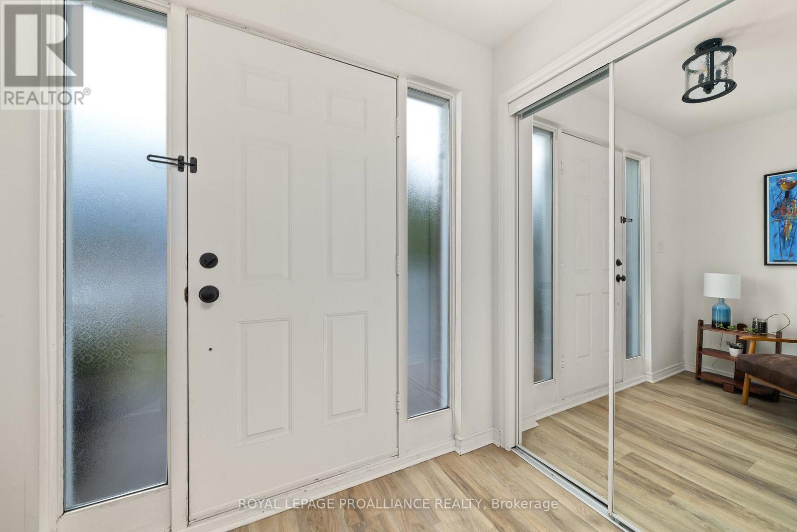 12 - 179 Herchimer Avenue, Belleville (Belleville Ward), Ontario  K8N 4G7 - Photo 5 - X12853044