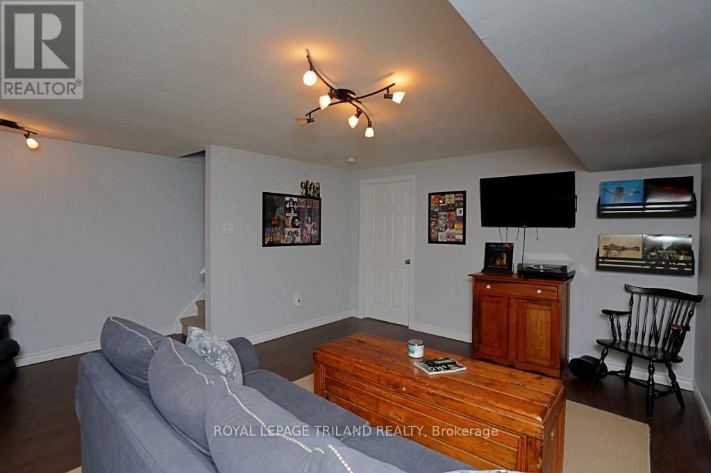 16 - 1415 Commissioners Road W, London South (South B), Ontario  N6K 1E2 - Photo 11 - X12853012