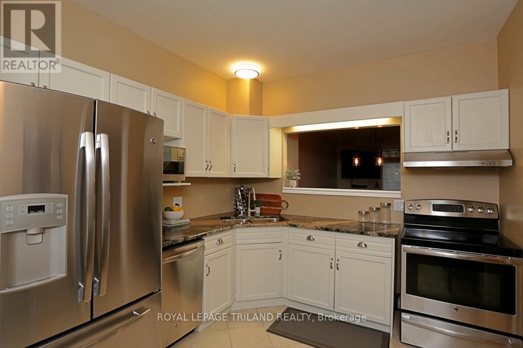 16 - 1415 Commissioners Road W, London South (South B), Ontario  N6K 1E2 - Photo 4 - X12853012