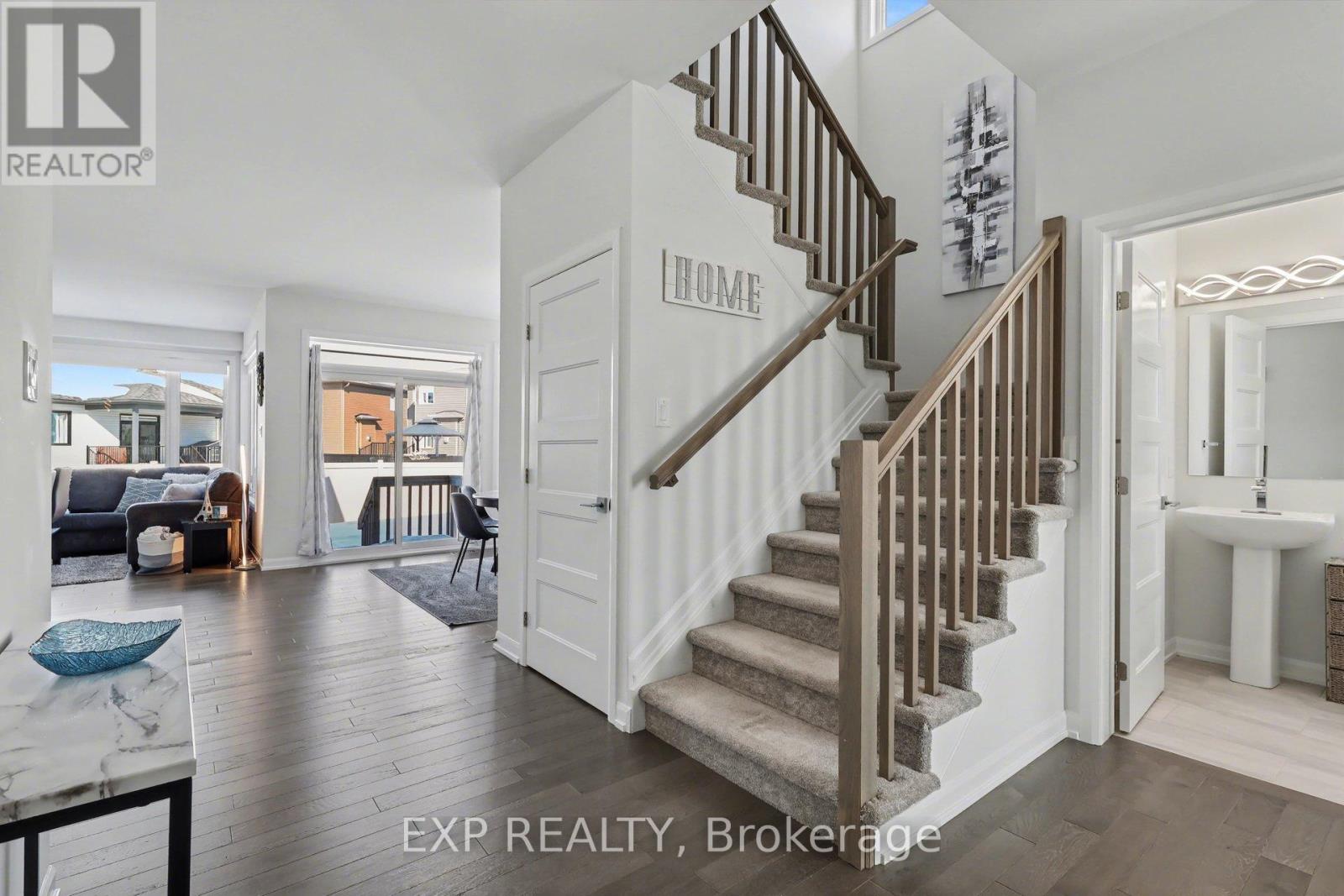 364 Sterling Avenue, Clarence-Rockland, Ontario  K4K 0L4 - Photo 5 - X12853018